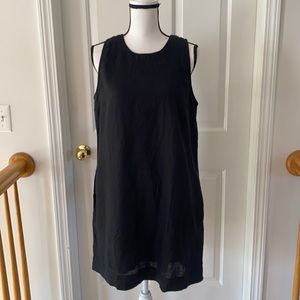 29:03 - JCrew Sleeveless Linen Shift Dress